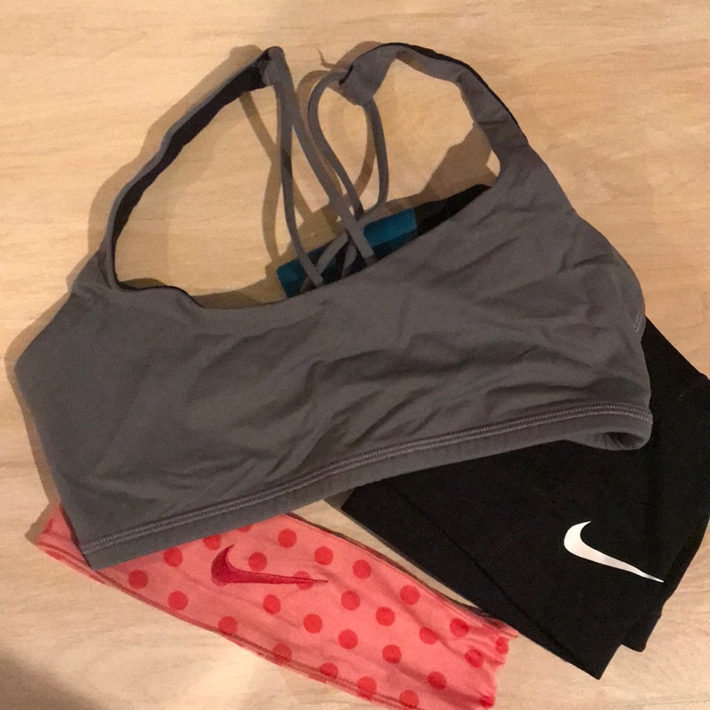 Lululemon Strappy Back Sports Bra